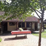 Domaine De Payan Feriehus Luglon