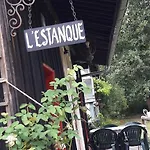 Domaine De Payan Feriehus